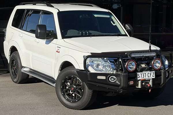 2017 Mitsubishi Pajero GLX NX