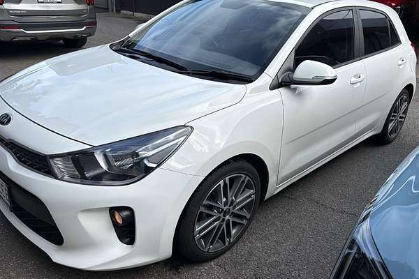 2020 Kia Rio Sport YB thumb-1