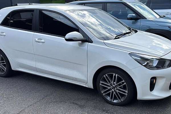2020 Kia Rio Sport YB thumb-0