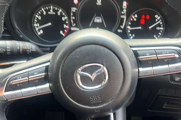 2022 Mazda 3 G20 Evolve BP Series thumb-3