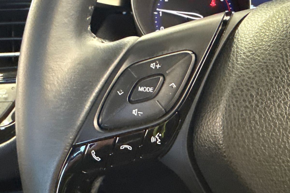 2020 Toyota C-HR NGX10R