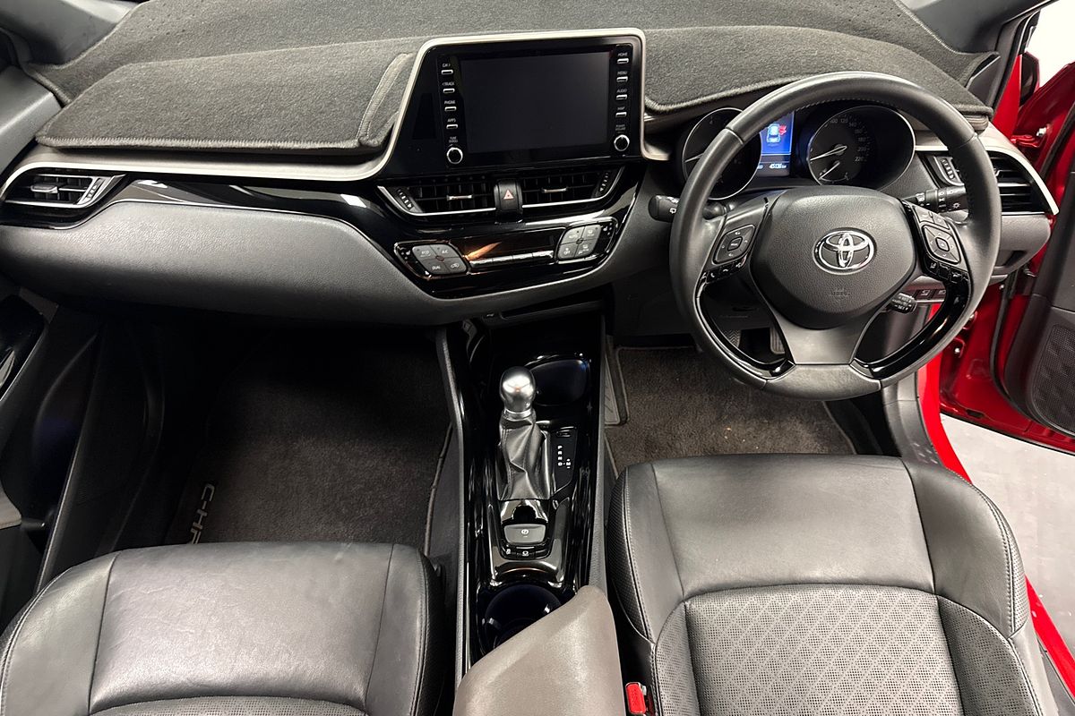2020 Toyota C-HR NGX10R