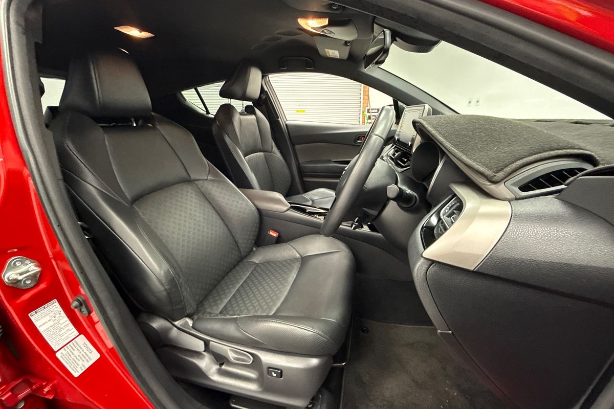 2020 Toyota C-HR NGX10R