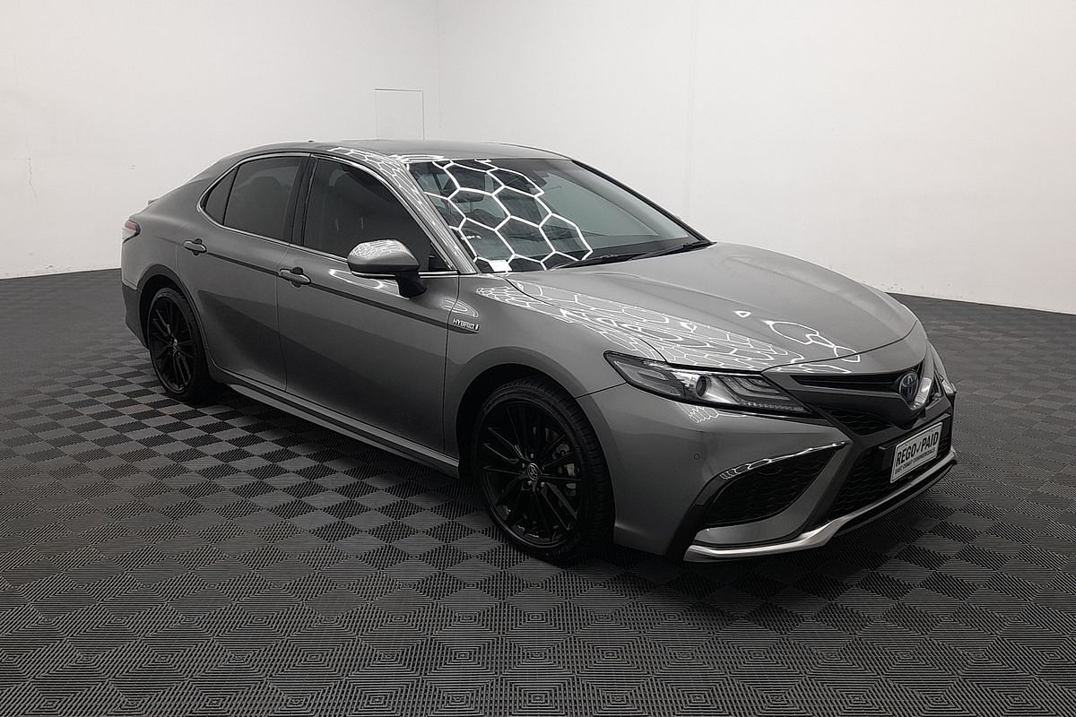 2024 Toyota Camry SX AXVH70R