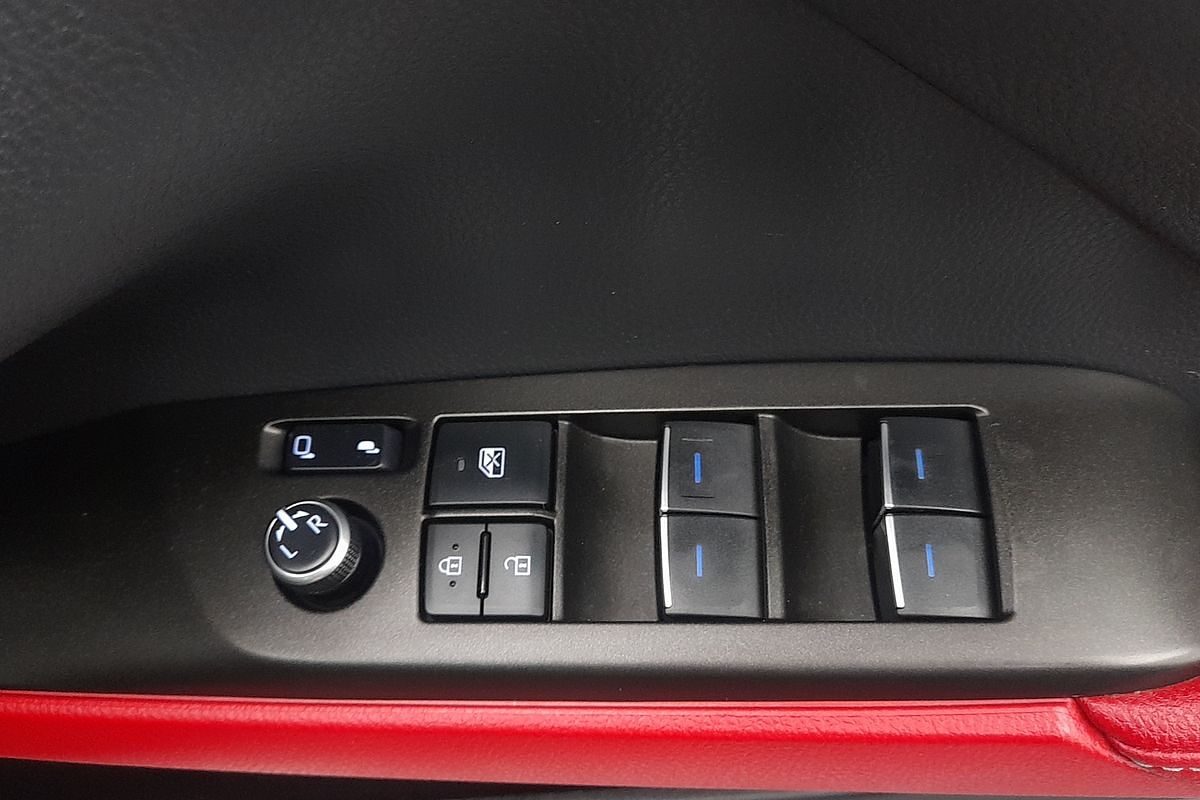 2024 Toyota Camry SX AXVH70R