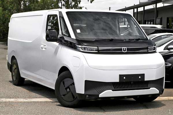 2025 Farizon SuperVan LWB Low Roof