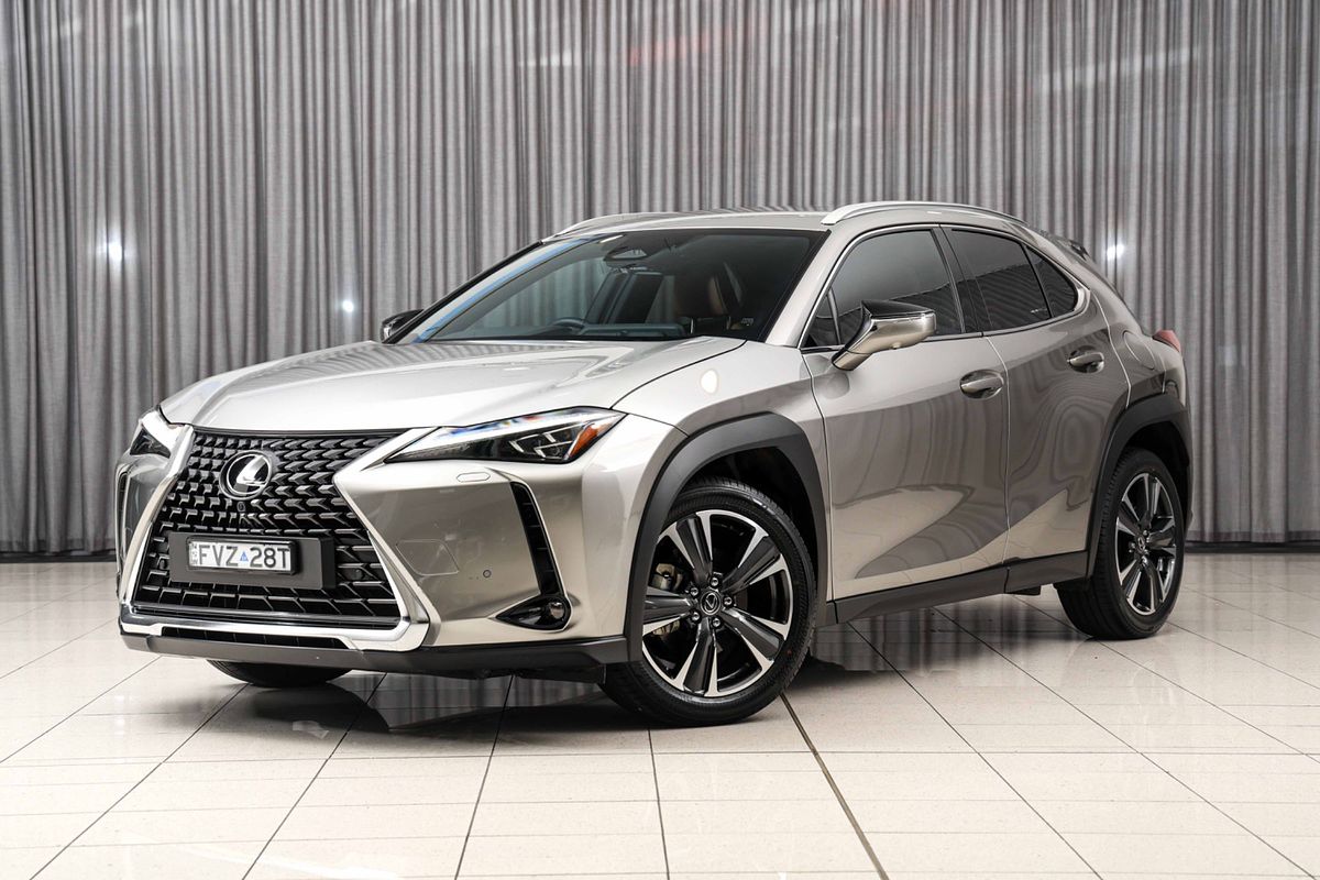 2025 Lexus UX