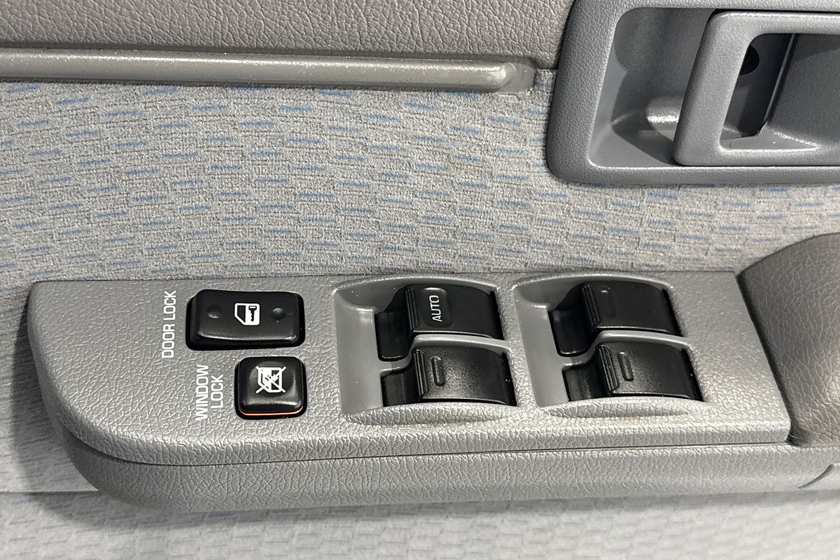 2024 Toyota Landcruiser GXL VDJL79R