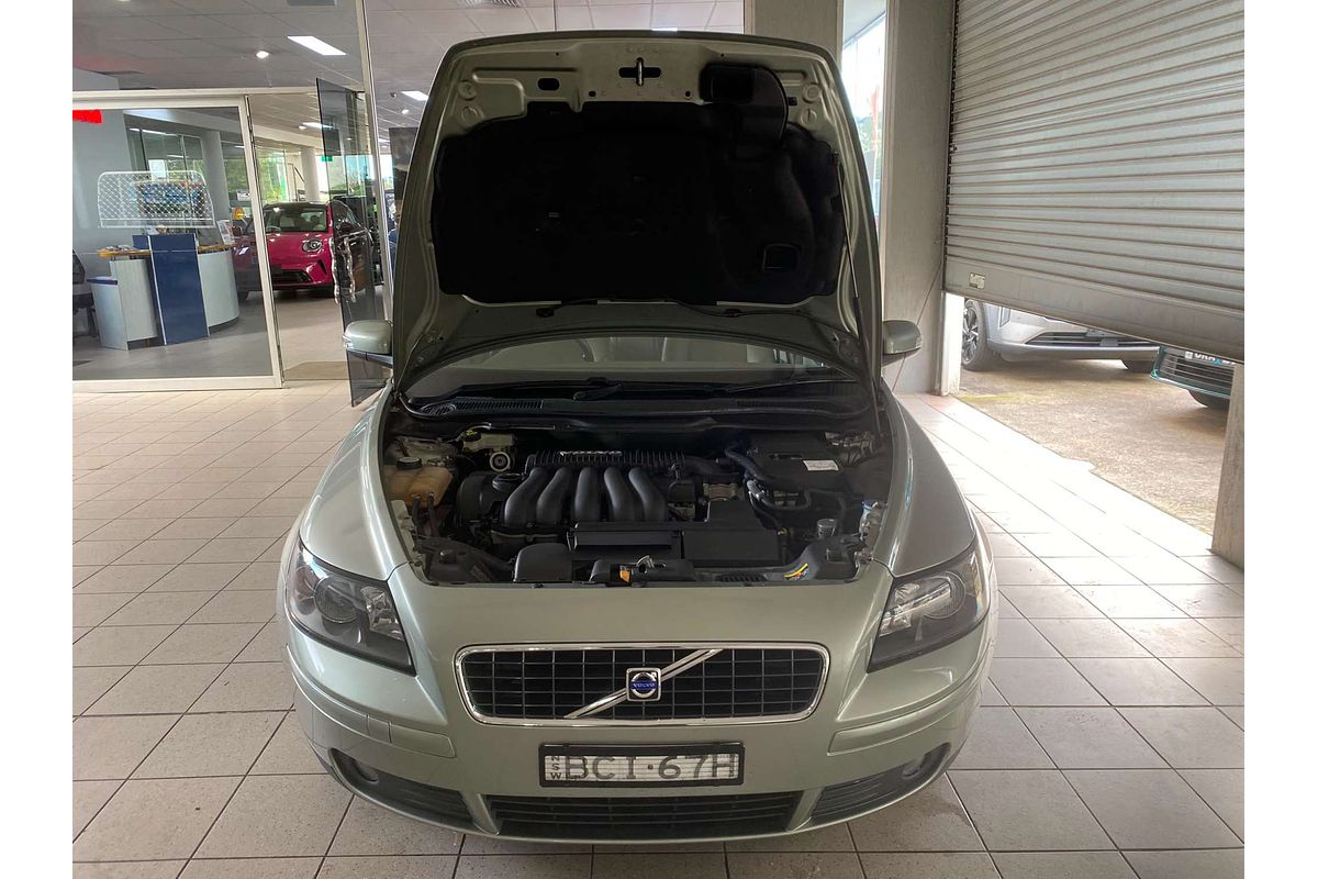 S40 MY07 2.4 S 2.4L 5Cyl MULTI POINT F/INJ 5 SP AUTOMATIC GEARTRONIC 4D SEDAN