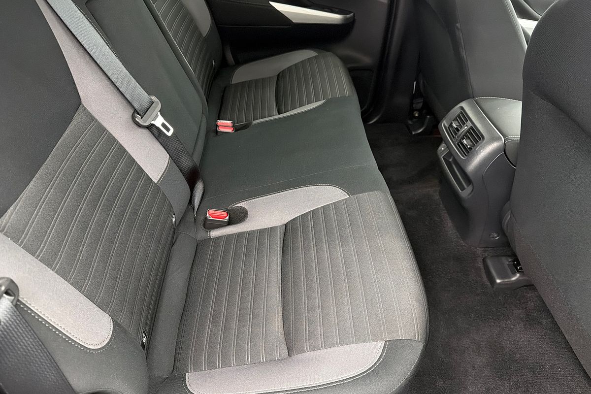 2024 Nissan Navara ST-X D23 4X4