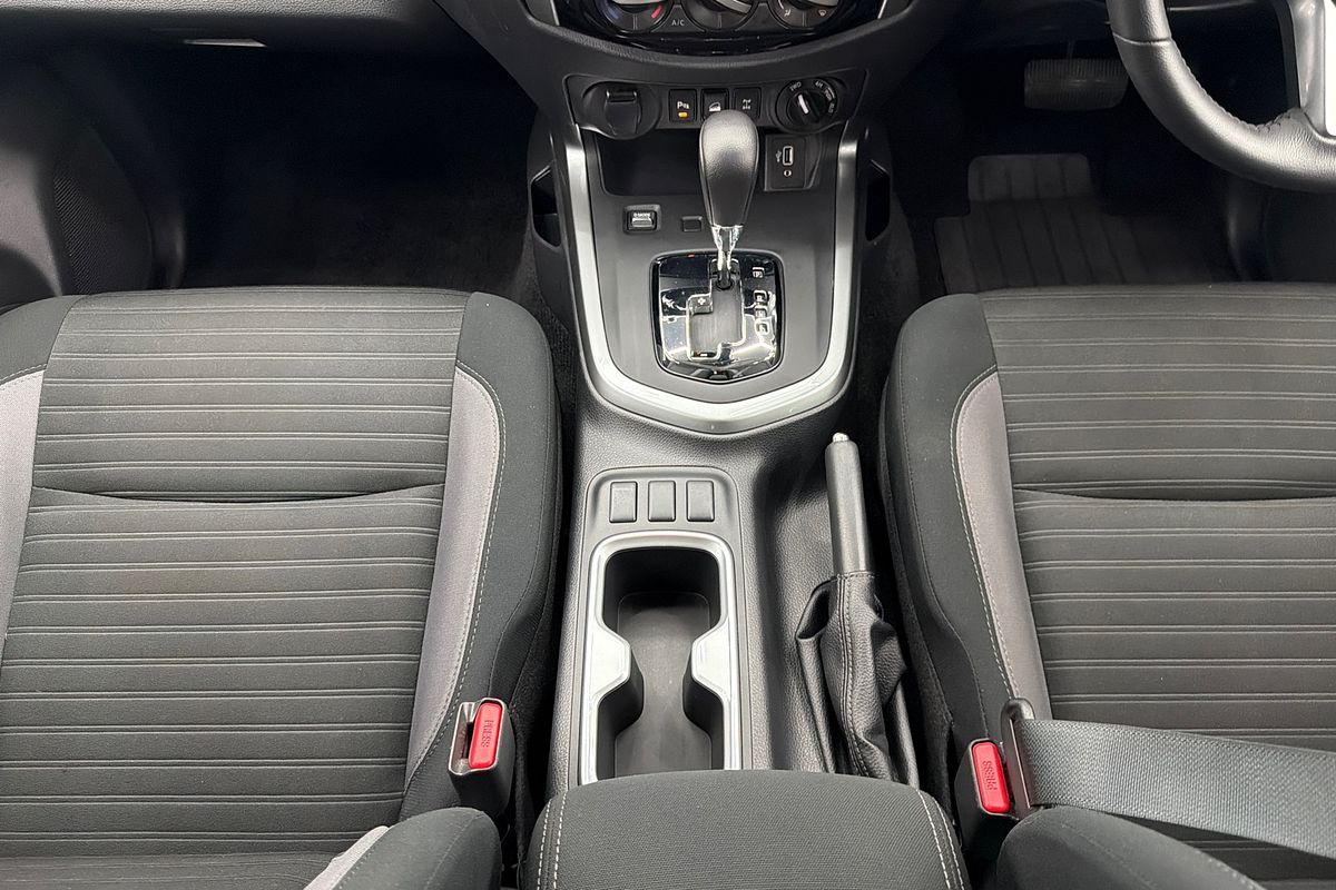 2024 Nissan Navara ST-X D23 4X4