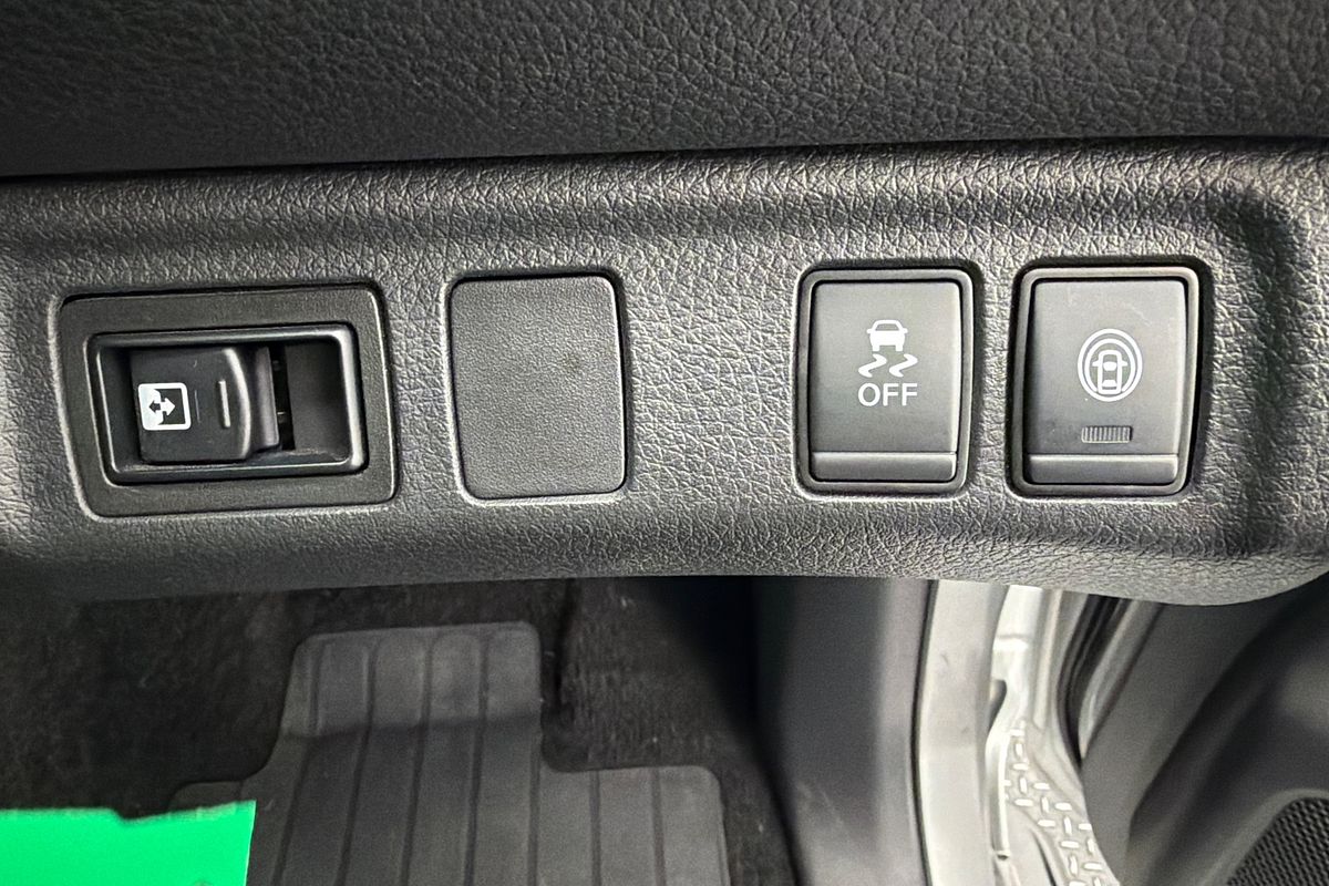 2024 Nissan Navara ST-X D23 4X4