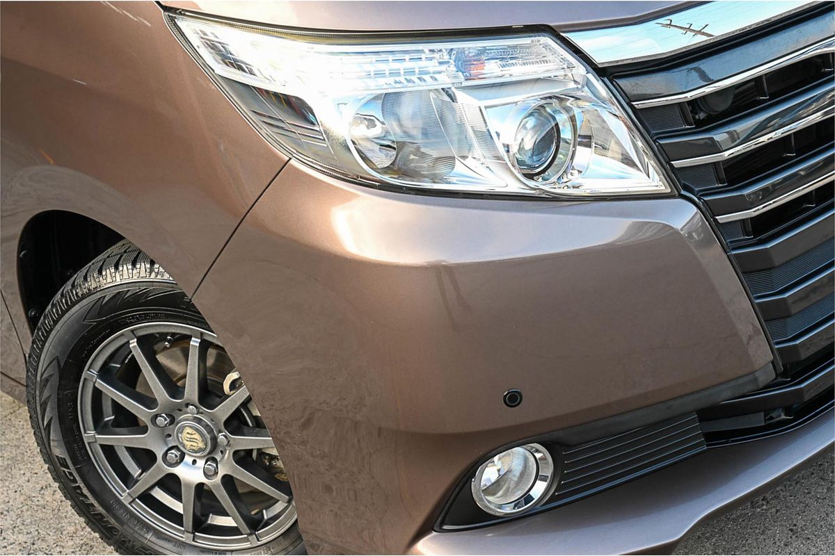 2015 Toyota Noah ZWR80