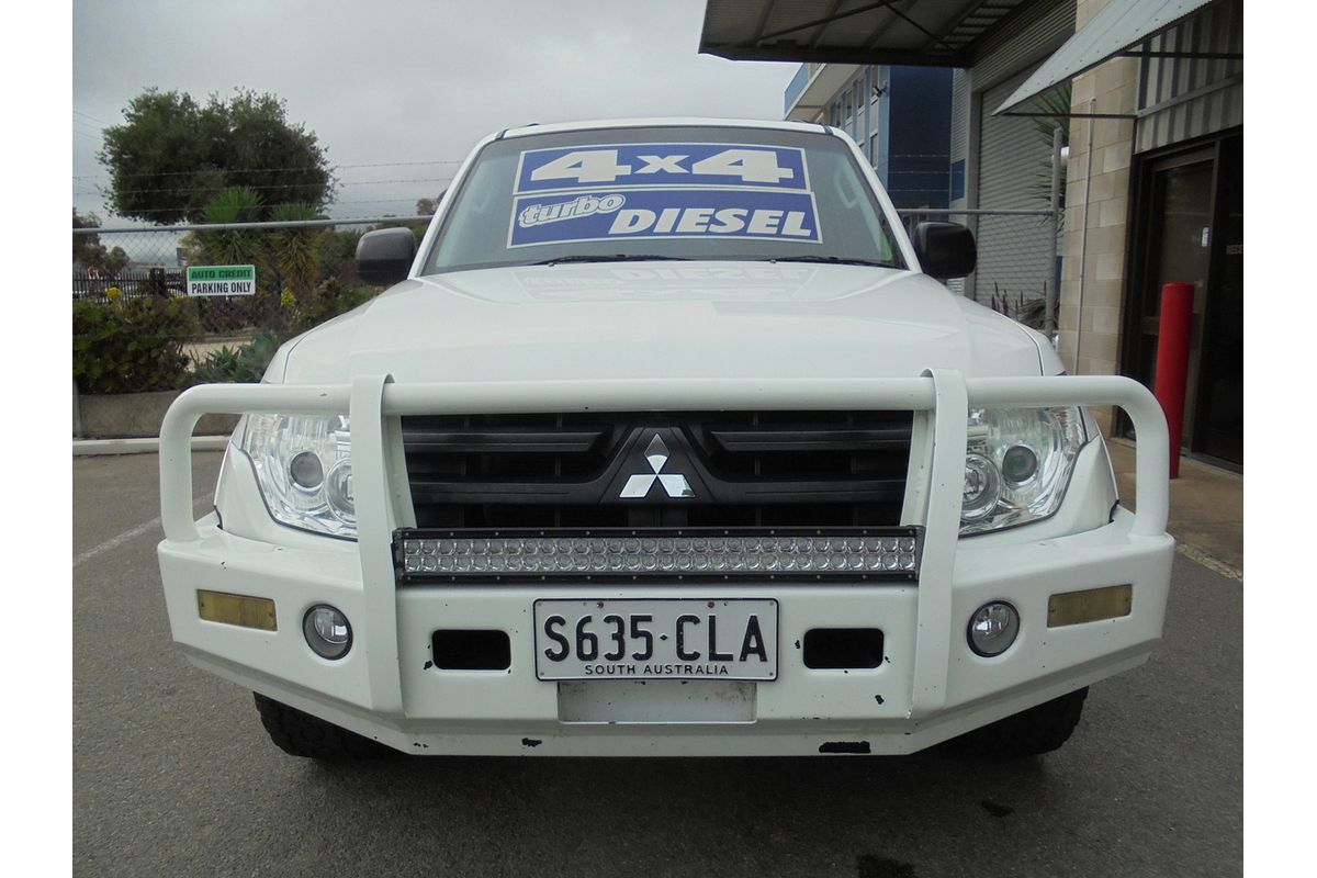 2014 Mitsubishi Pajero GLX NW
