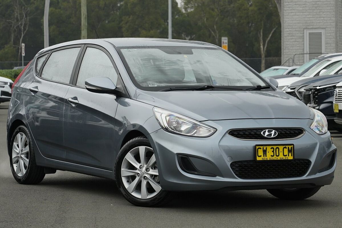 2018 Hyundai Accent Sport RB6