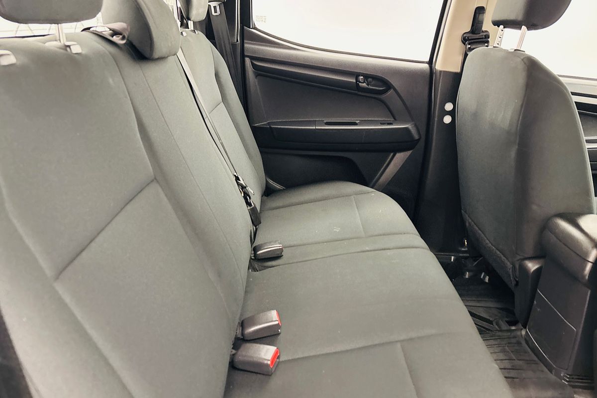 2017 Isuzu D-MAX SX (4x2) 6 SP MANUAL CREW CAB UTILITY DT4