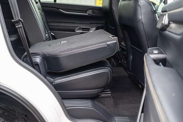 2022 Ford Everest Platinum 3.0L thumb-12