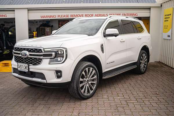 2022 Ford Everest Platinum 3.0L thumb-16