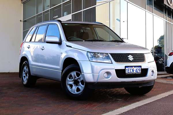 2012 Suzuki Grand Vitara JB