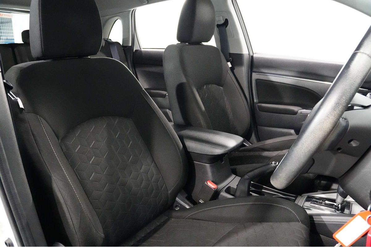 2019 Mitsubishi ASX ES XC