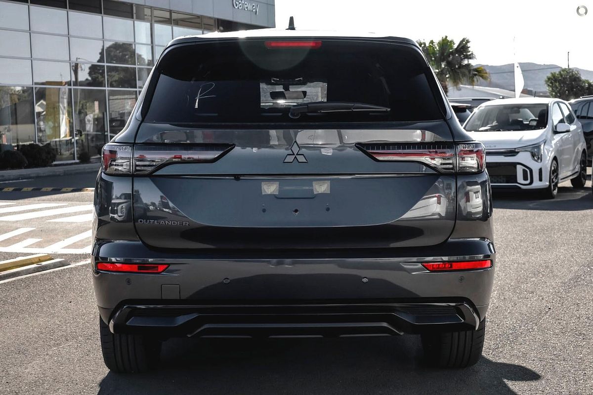 2026 Mitsubishi Outlander LS ZM