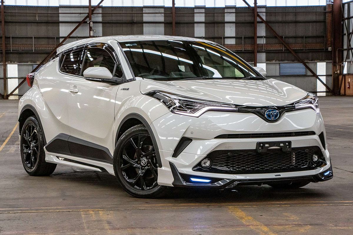 2019 Toyota C-HR HYBRID G MODE NERO ZYX10