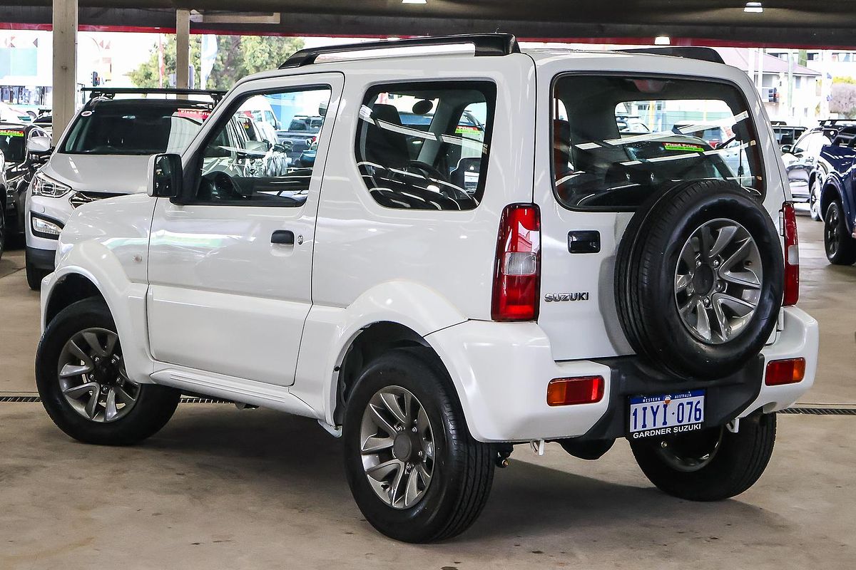 2015 Suzuki Jimny Sierra SN413 T6