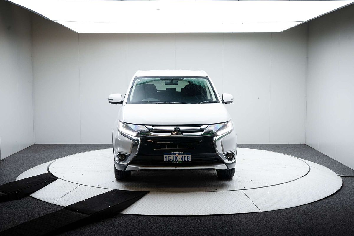 2017 Mitsubishi Outlander LS Safety Pack ZK