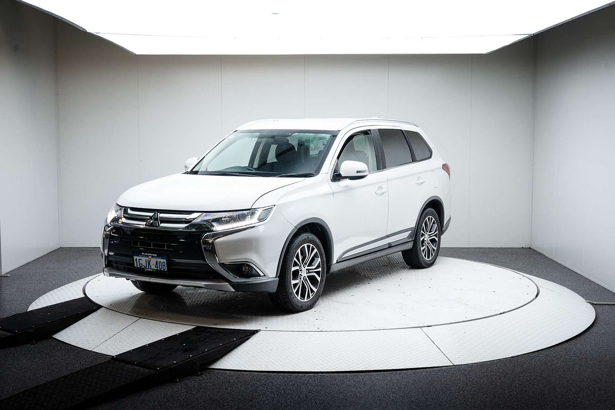 2017 Mitsubishi Outlander LS Safety Pack ZK