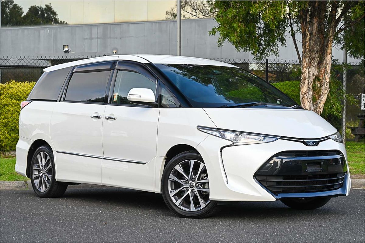2016 Toyota Estima Aeras ACR50W