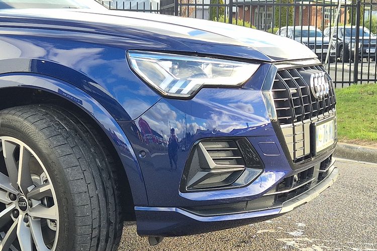 2025 Audi Q3 40 TFSI F3