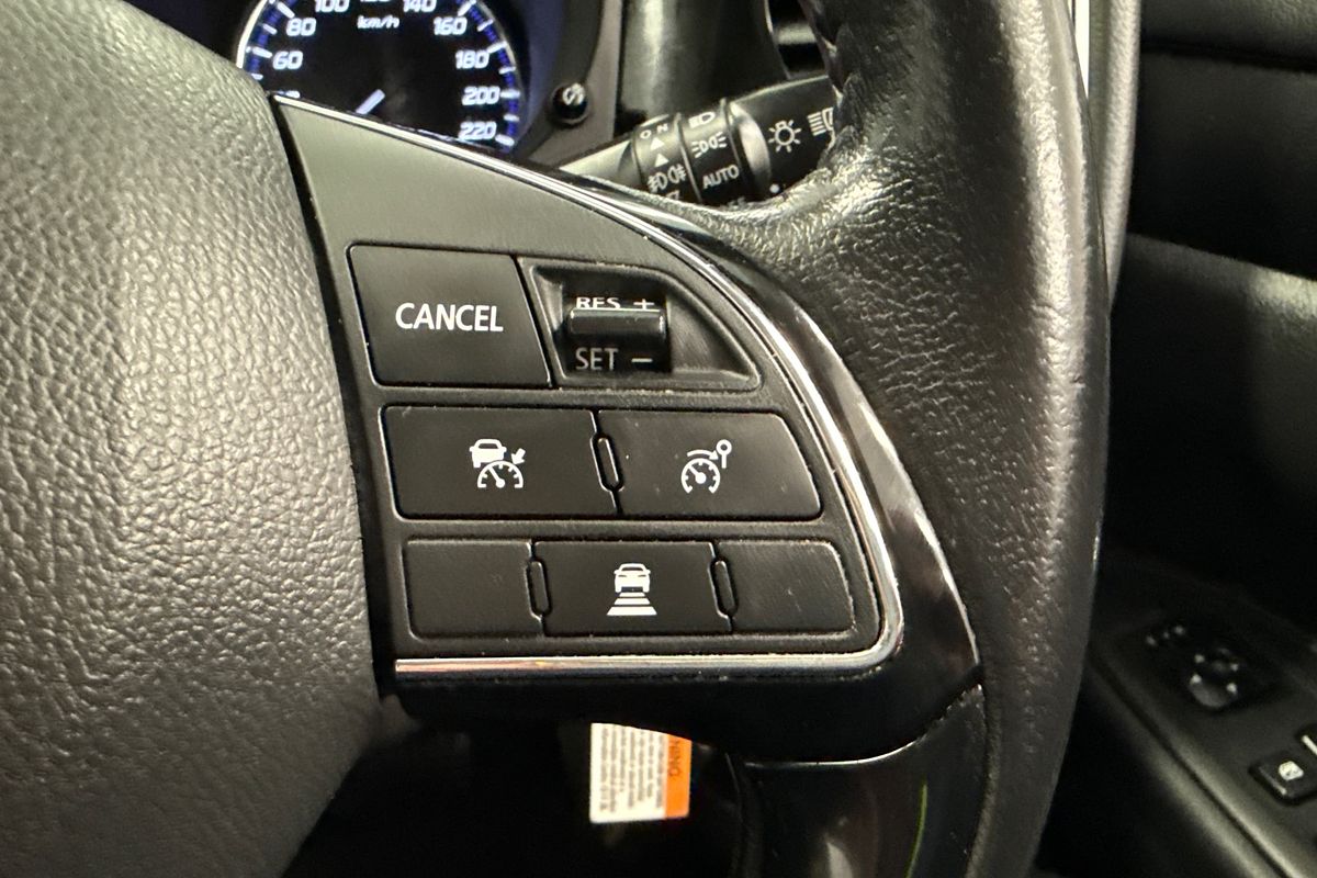 2019 Mitsubishi Outlander ES ADAS ZL