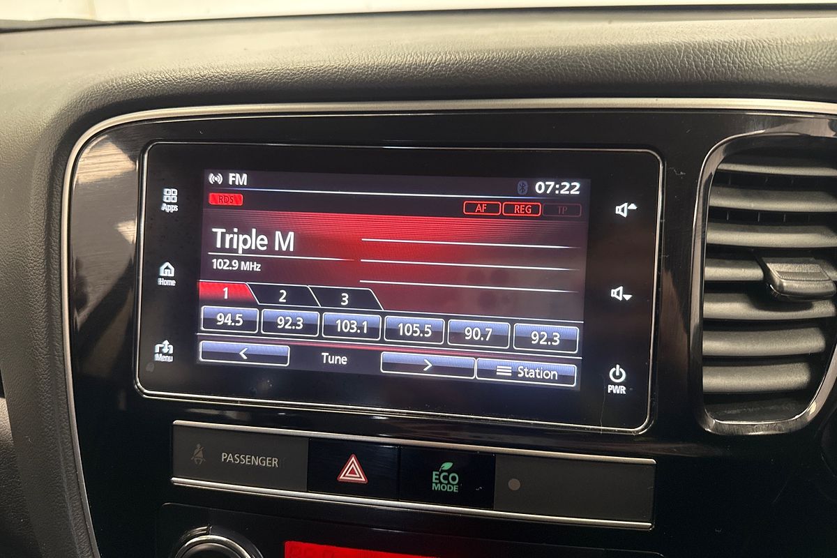 2019 Mitsubishi Outlander ES ADAS ZL