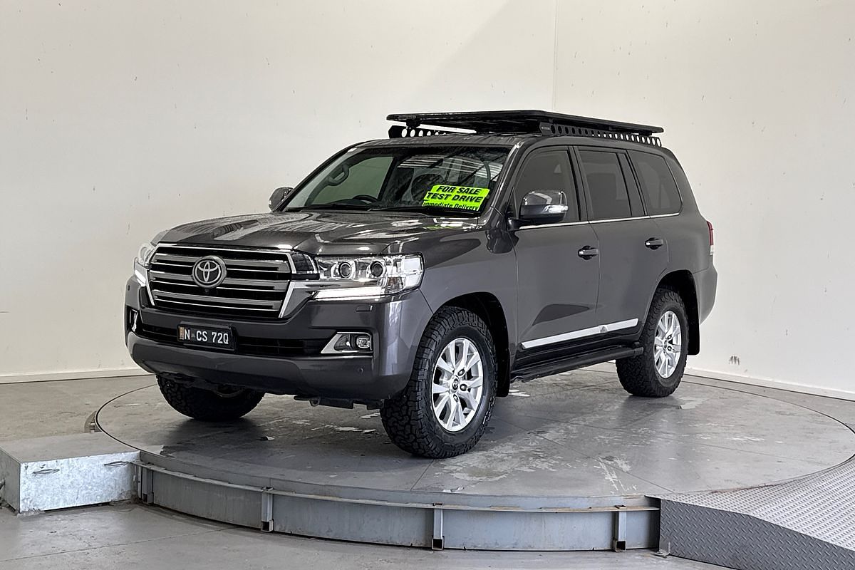 2019 Toyota Landcruiser Sahara VDJ200R