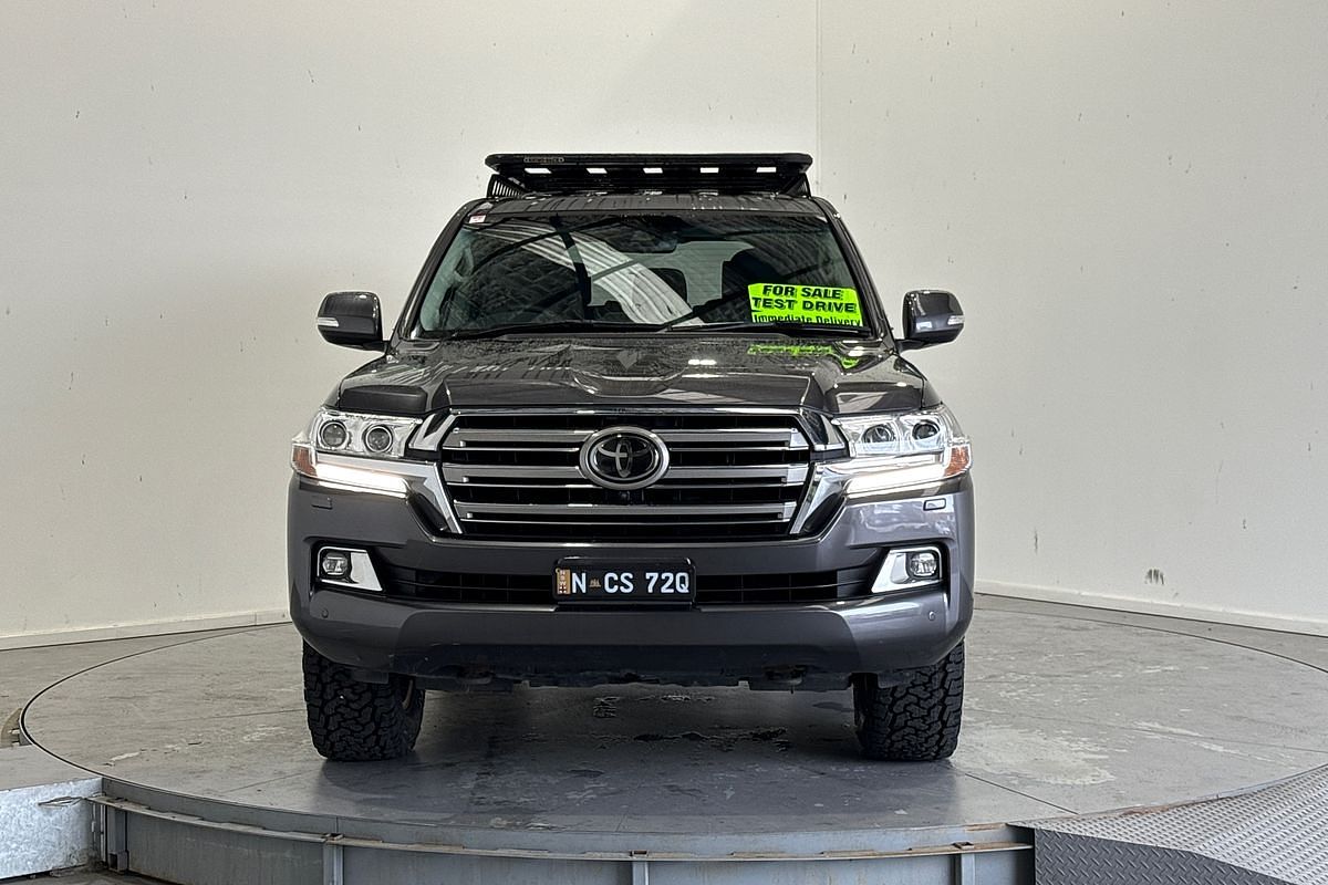 2019 Toyota Landcruiser Sahara VDJ200R