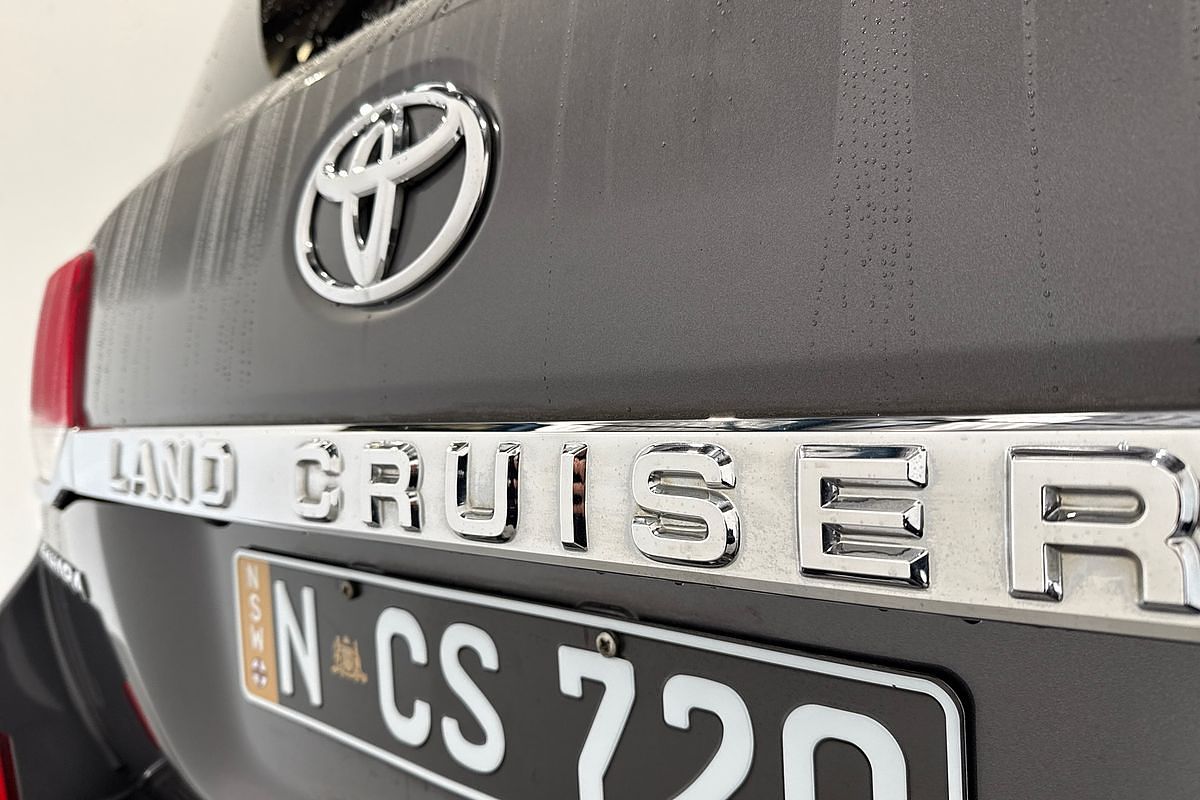 2019 Toyota Landcruiser Sahara VDJ200R