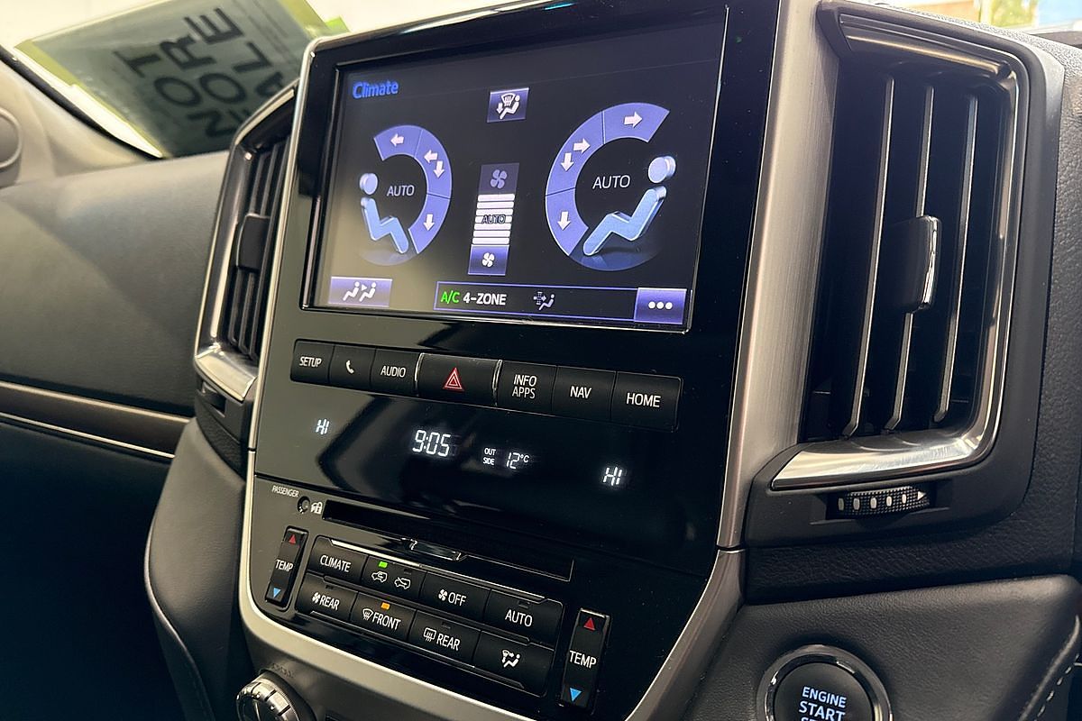 2019 Toyota Landcruiser Sahara VDJ200R