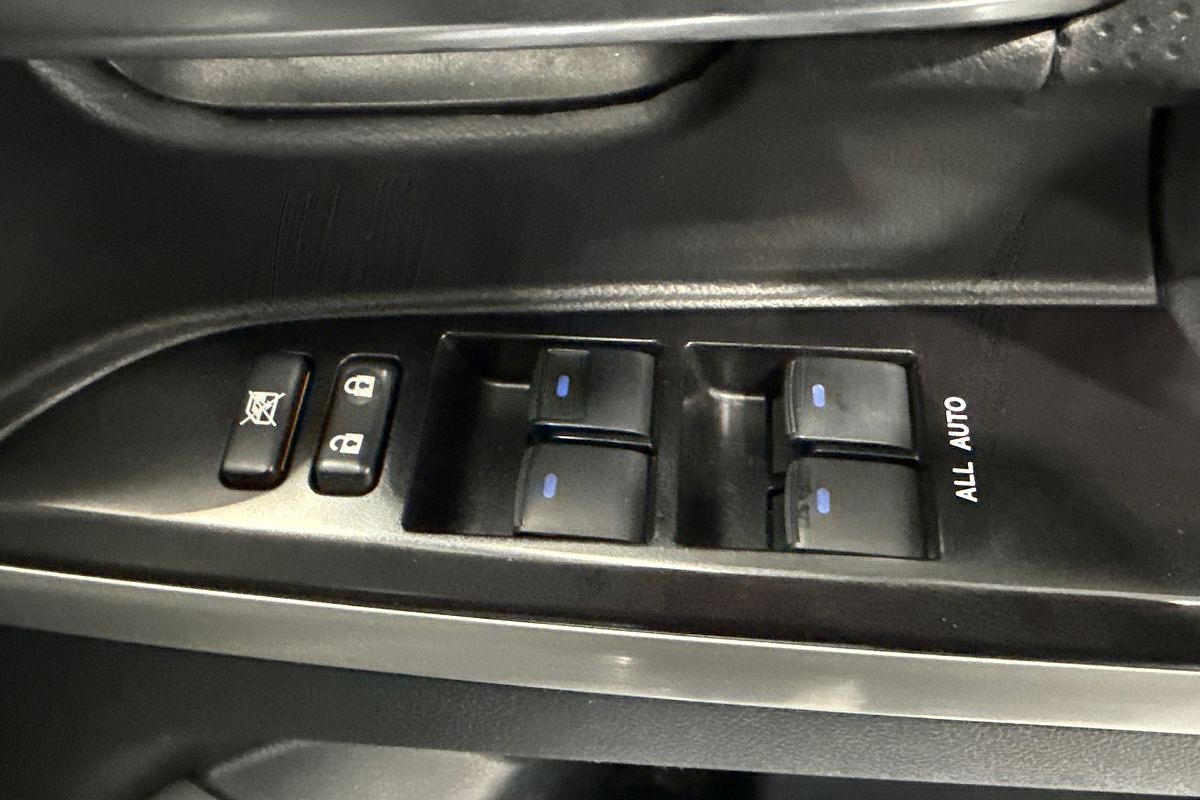 2019 Toyota Landcruiser Sahara VDJ200R