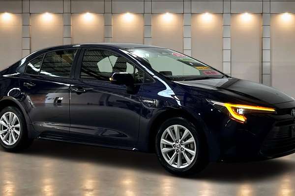 2024 Toyota Corolla Ascent Sport Hybrid ZWE219R