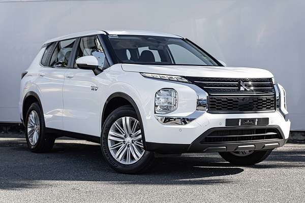 2024 Mitsubishi Outlander PHEV ES ZM