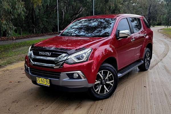 2020 Isuzu MU-X LS-U