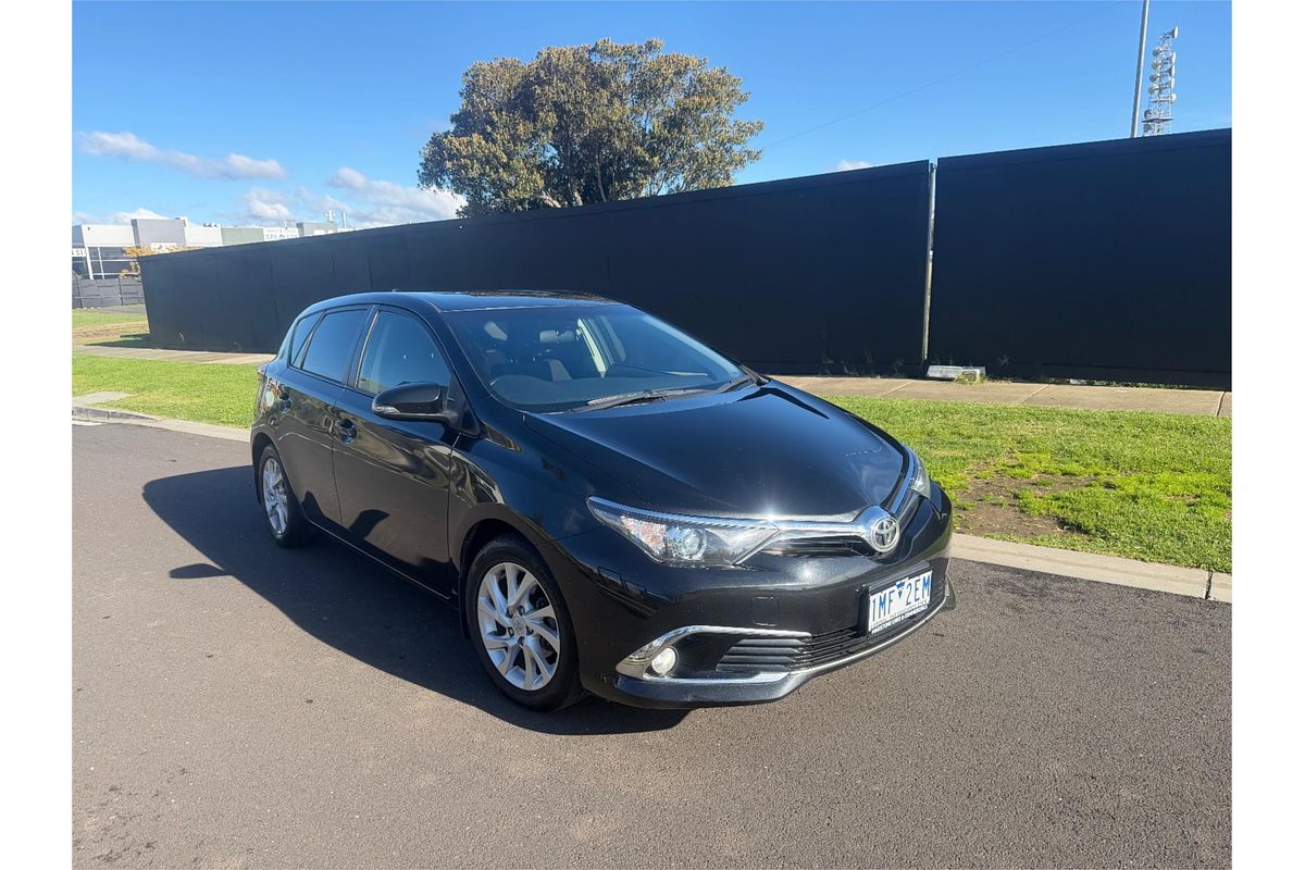 2018 Toyota Corolla ASCENT SPORT MZEA12R