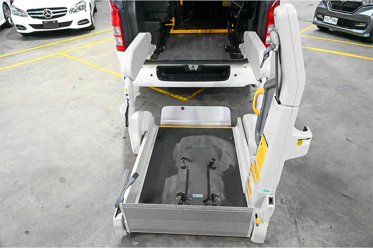 2012 Toyota Hiace Welcab TRH200