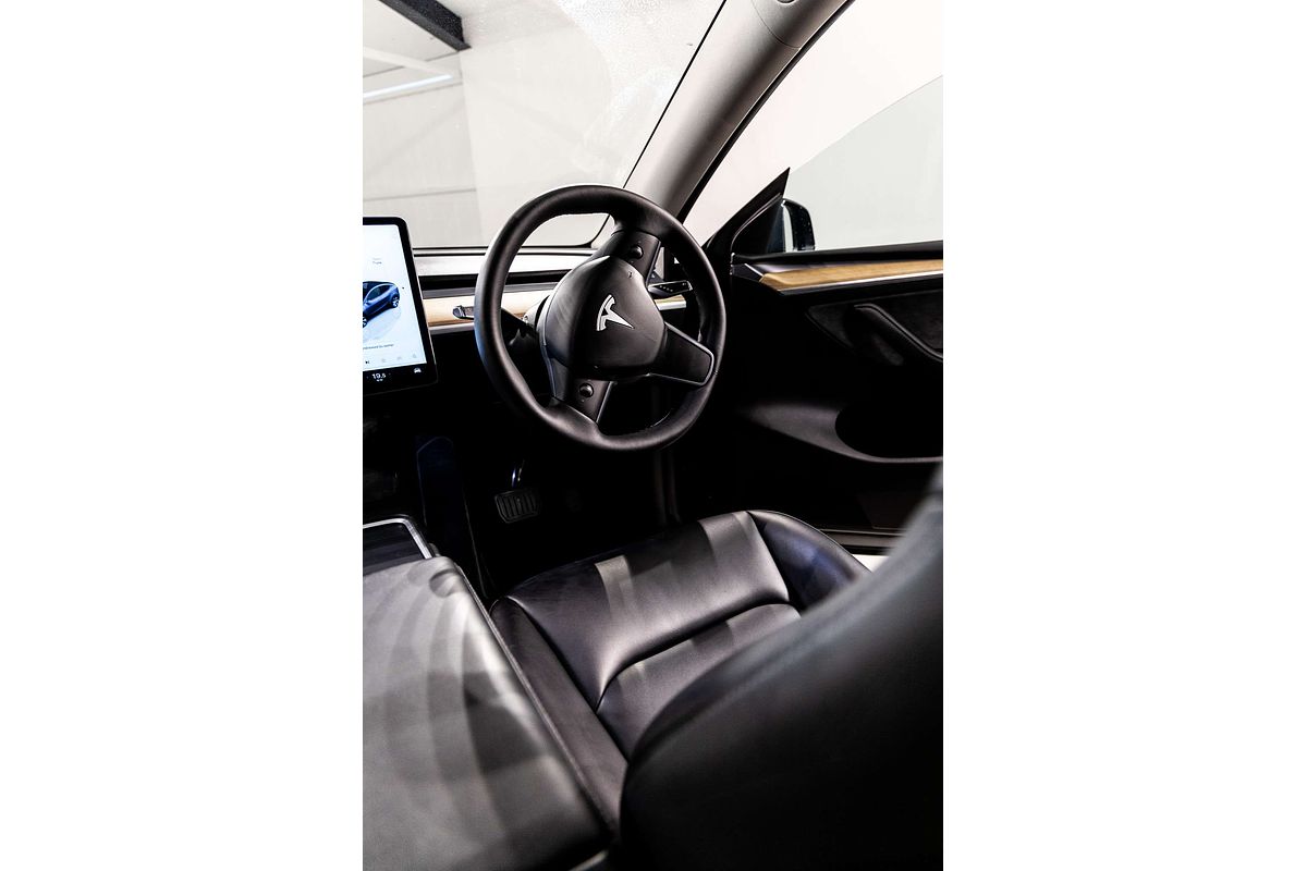 2023 Tesla Model Y Rear-Wheel Drive