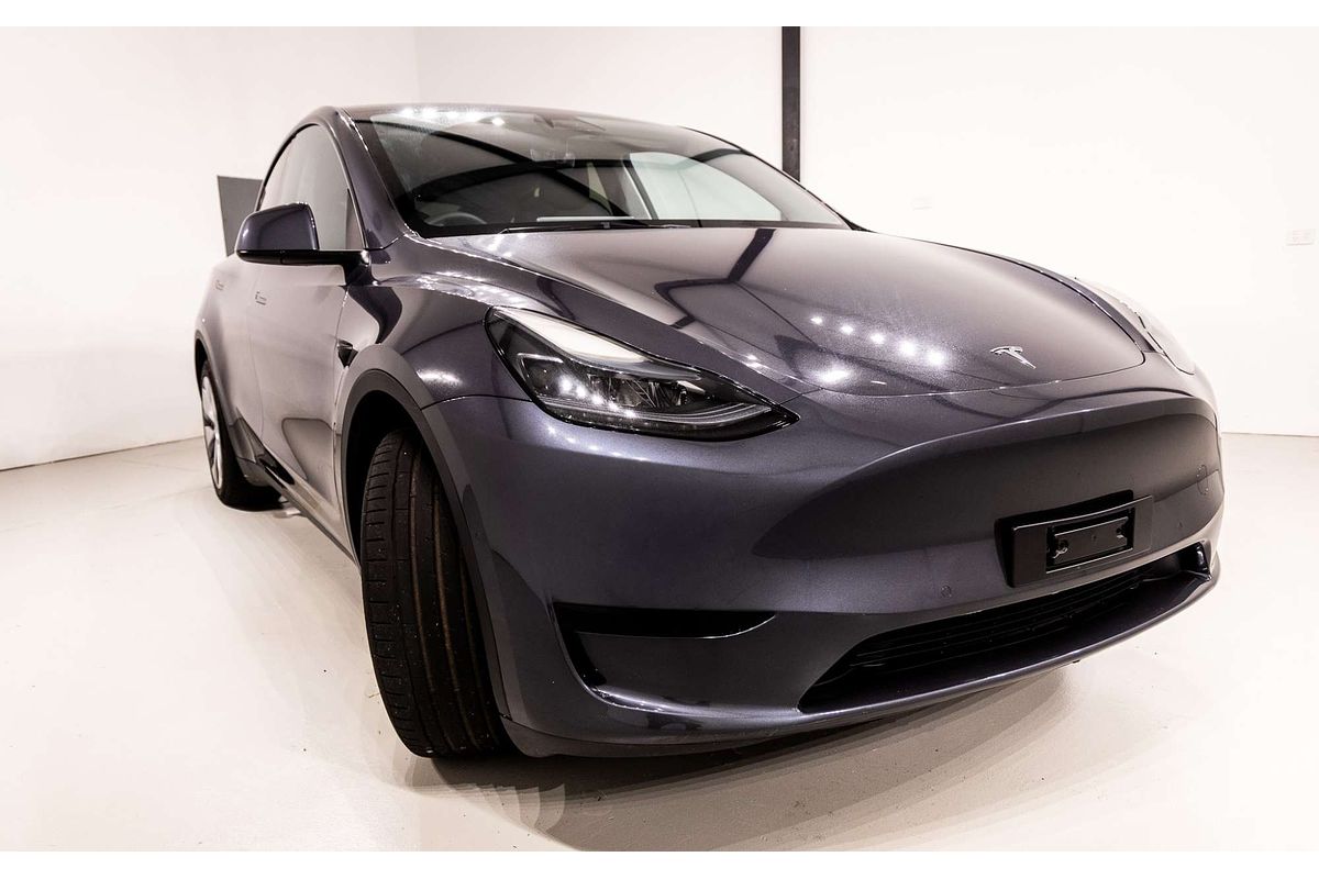 2023 Tesla Model Y Rear-Wheel Drive