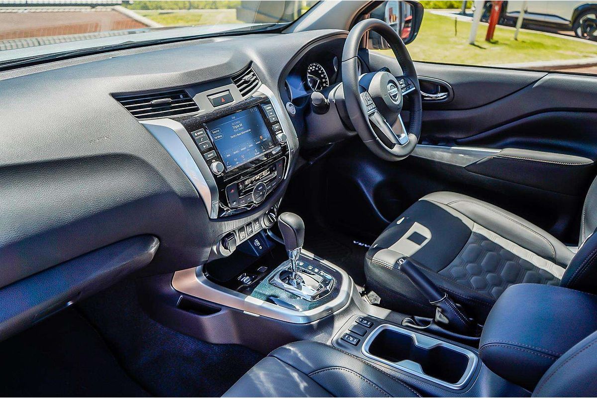 2025 Nissan Navara ST-X D23 4X4