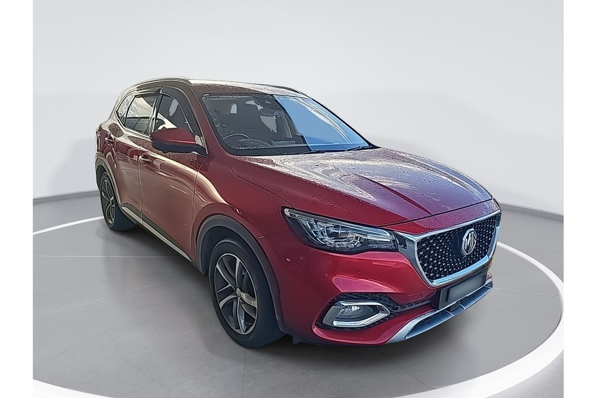 2022 MG HS Essence X SAS23
