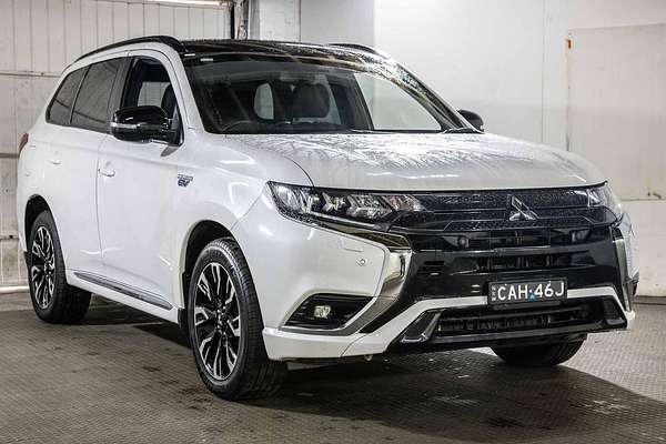 2020 Mitsubishi Outlander PHEV GSR ZL