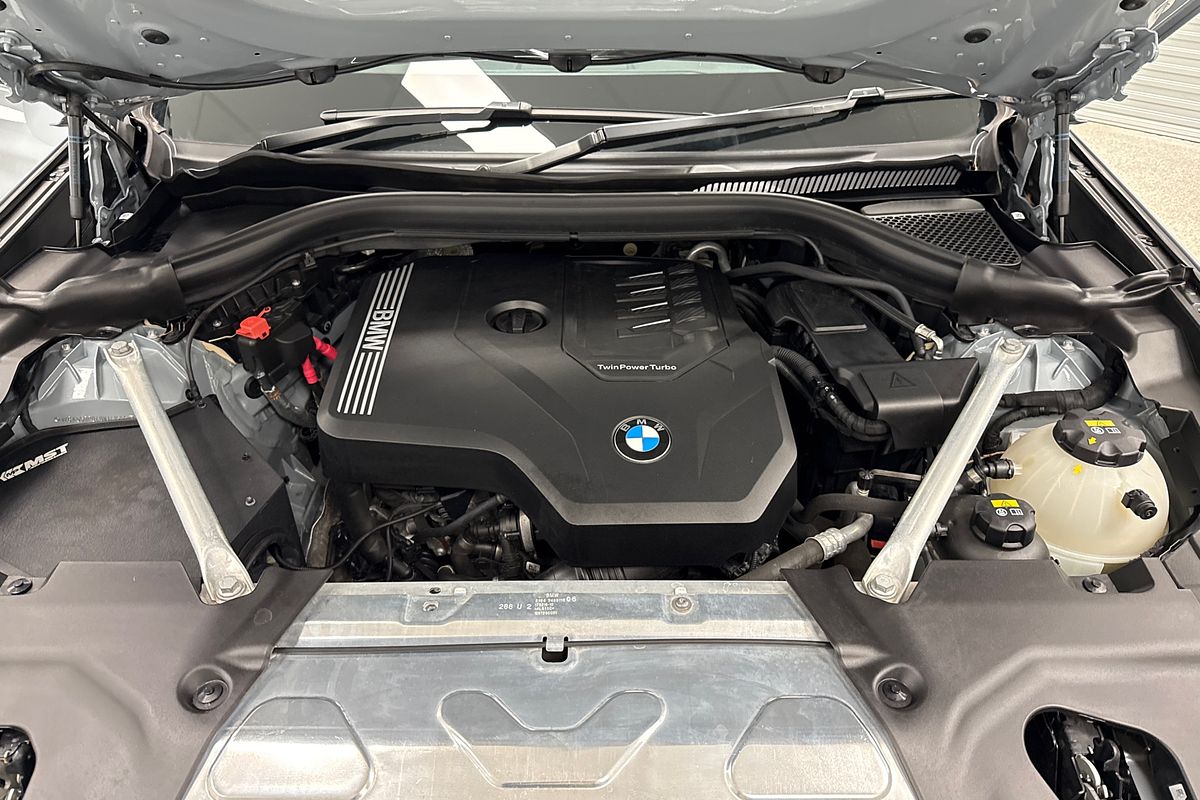 2022 BMW Unknown