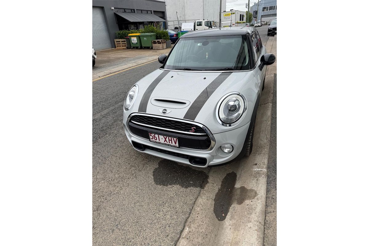 2017 MINI Hatch Cooper S F55